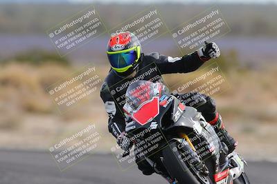 media/Dec-17-2022-SoCal Trackdays (Sat) [[224abd9271]]/Turn 16 (210pm)/